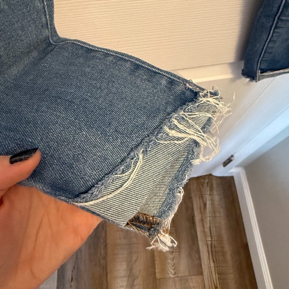 Express Cropped Skinny High Rise Jeans - Picture 3 of 8